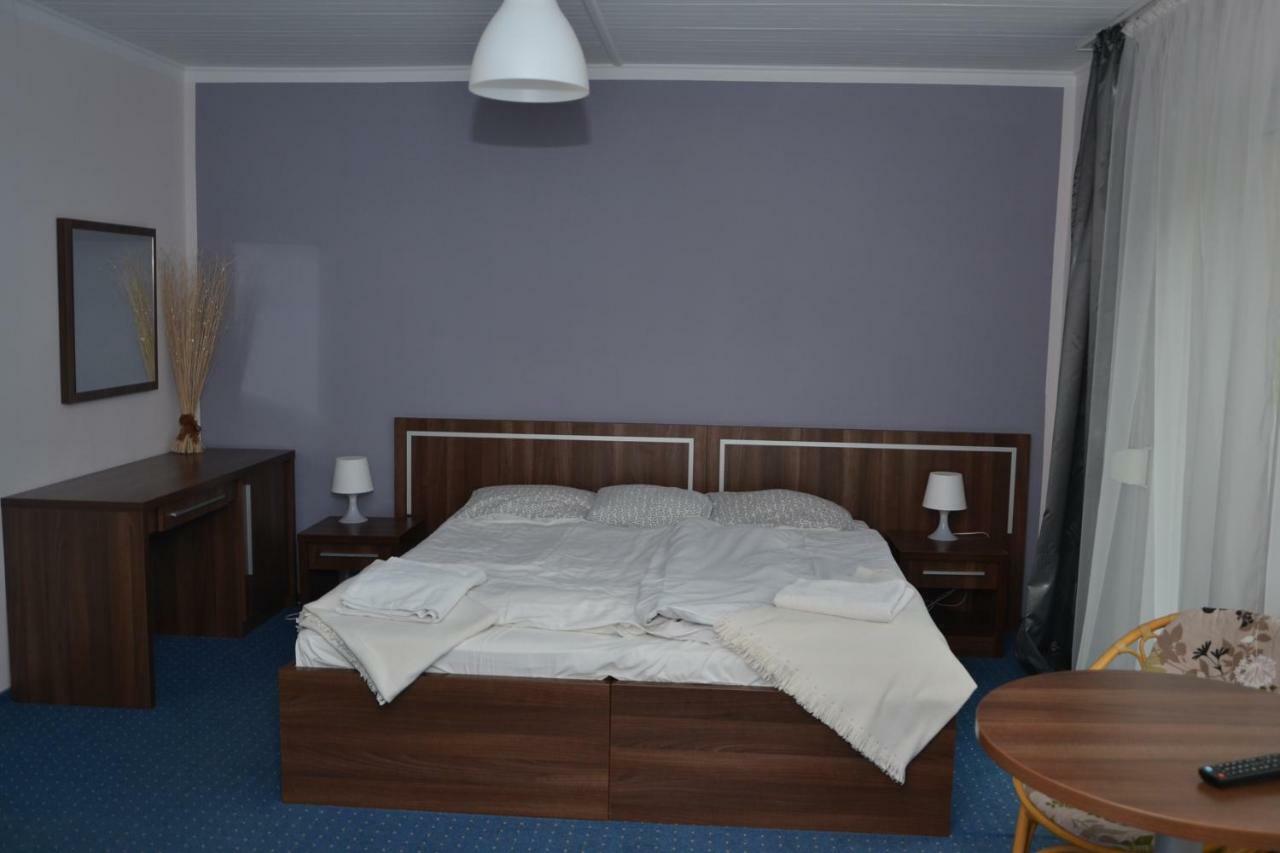 Zielone Pokoje Grünberg Exterior foto